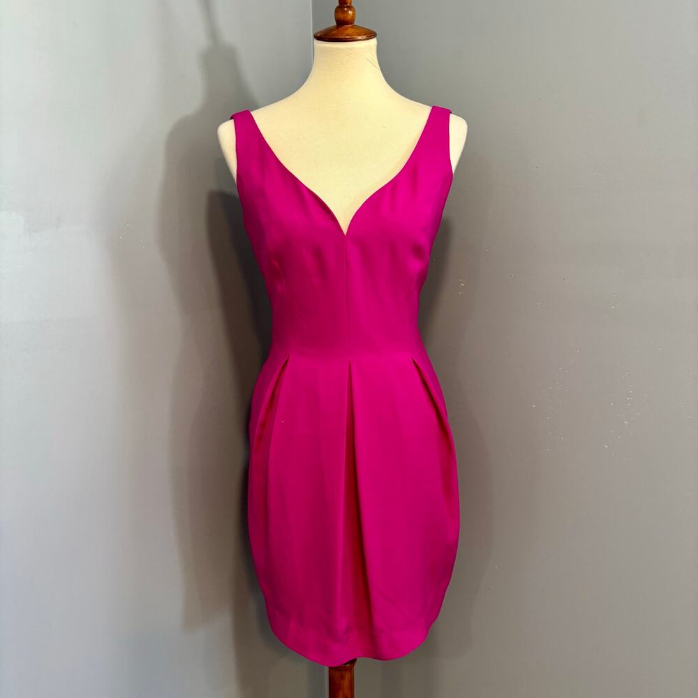 Elegant Fuchsia V-Neck Mini Dress